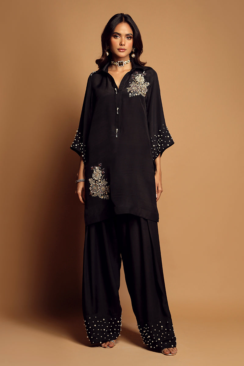 Wardha Saleem | Luxury Pret Traditional Wear | MYSTIQUE (2PC) XS Black Crepe