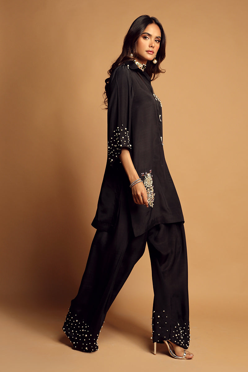 Wardha Saleem | Luxury Pret Traditional Wear | MYSTIQUE (2PC) XL Black Crepe
