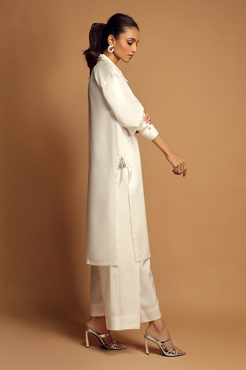 Wardha Saleem | Luxury Pret Traditional Wear | LILY FORMAL (2PC) L White Cotton Silk