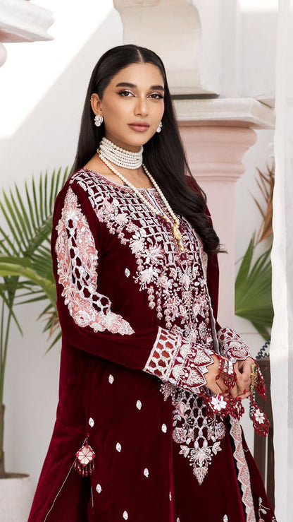 Zebtan | Andaz e Makhmal | ZAM-06 L Maroon Velvet