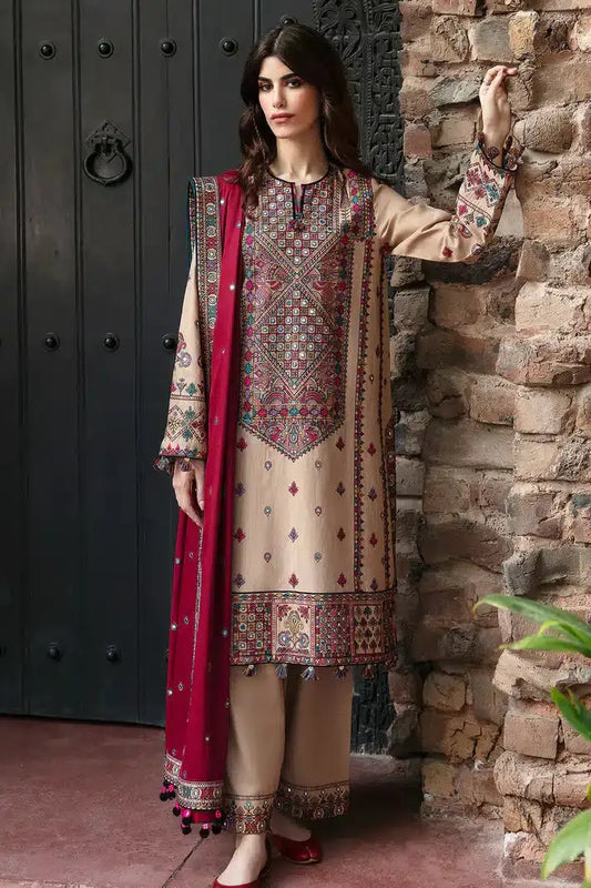 Jazmin | Dastaan Luxury Winter 23 | D10 - Pakistani Designer Dress - by Jazmin | Type: Luxury - 100% Original at Saira Sultan