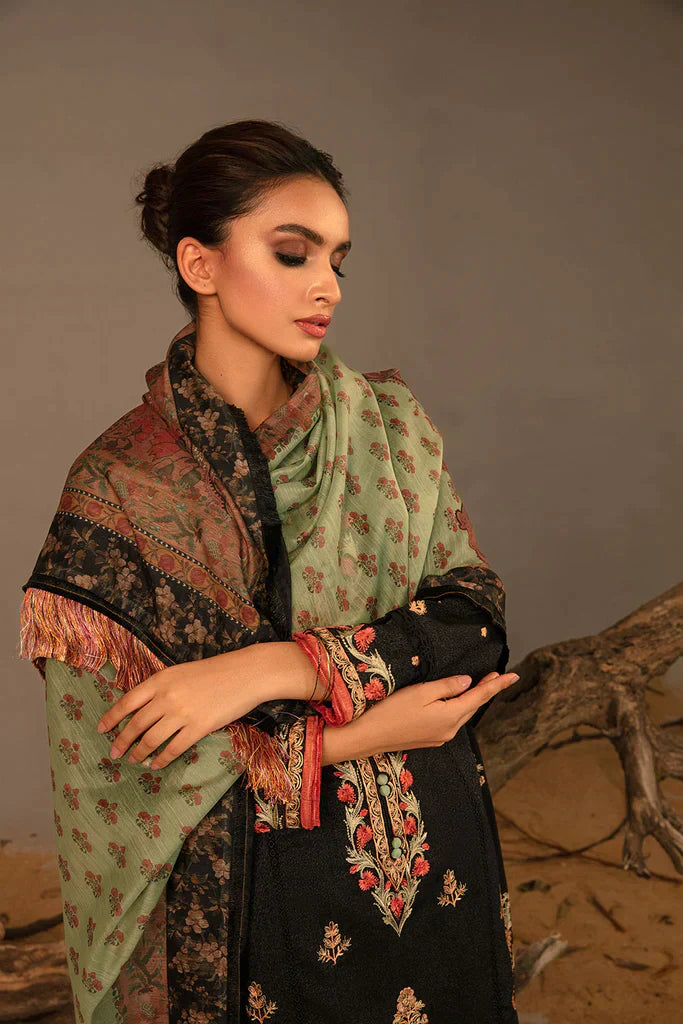 Sobia Nazir | Autumn Winter 23 | 2A - Pakistani Designer Dress - by Sobia Nazir | Type: Luxury - 100% Original at Saira Sultan