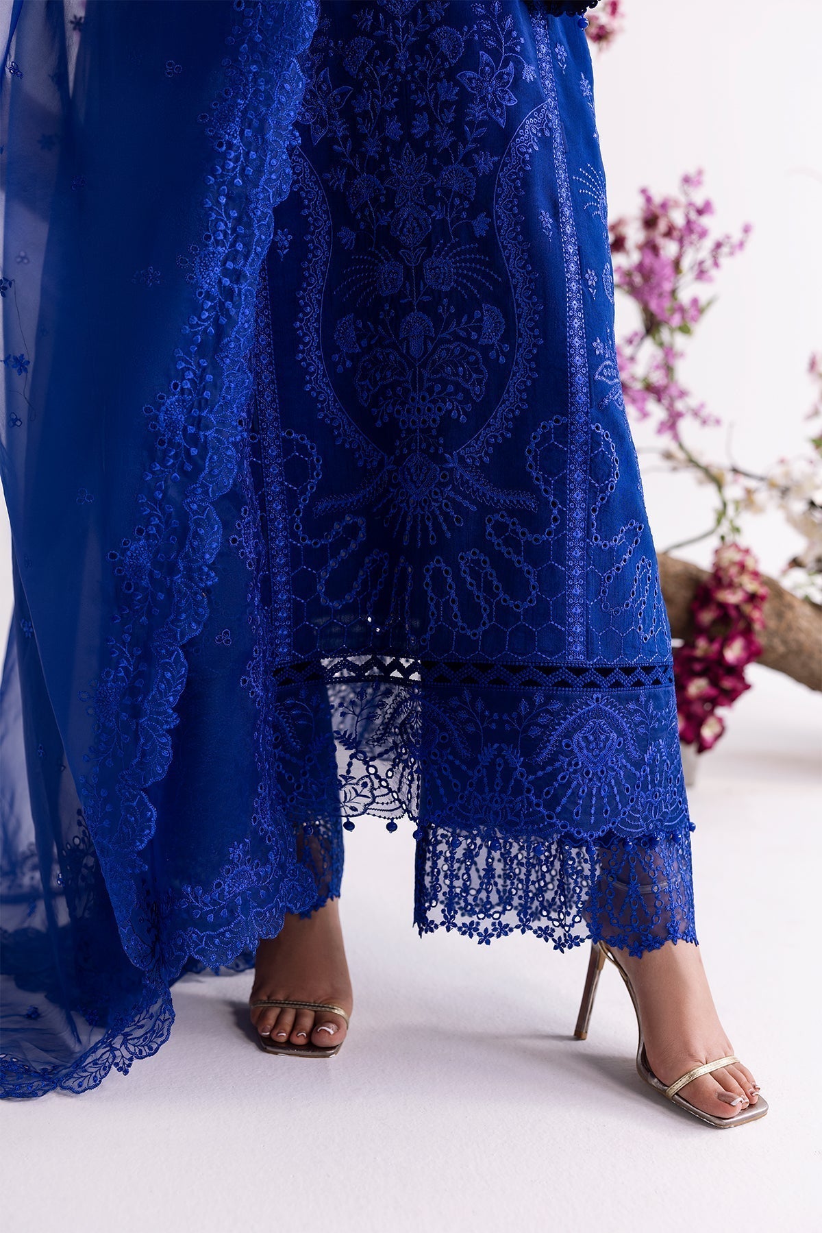 Enzo I Tu Es Aime I Bleue - Pakistani Designer Dress - by Enzo - Type : Ladies Clothes - 100% Original at Saira Sultan