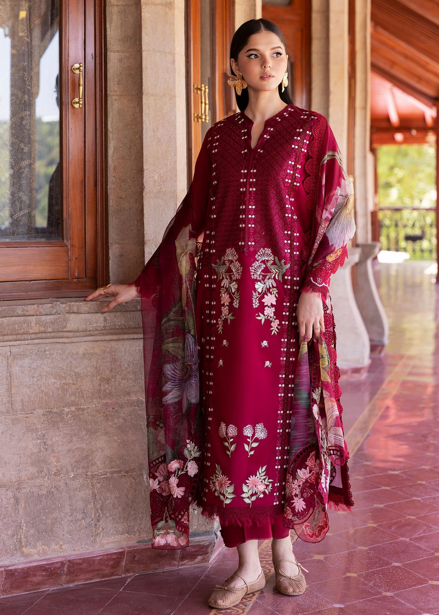 Saira Shakira | Bloom Lawn 25 | HANGING GARDENS 2-A XS Red Lawn