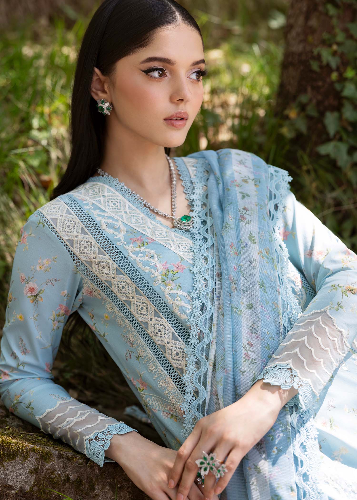 Saira Shakira | Bloom Lawn 25 | SWEET OPEL 8-B M Sky Blue Lawn