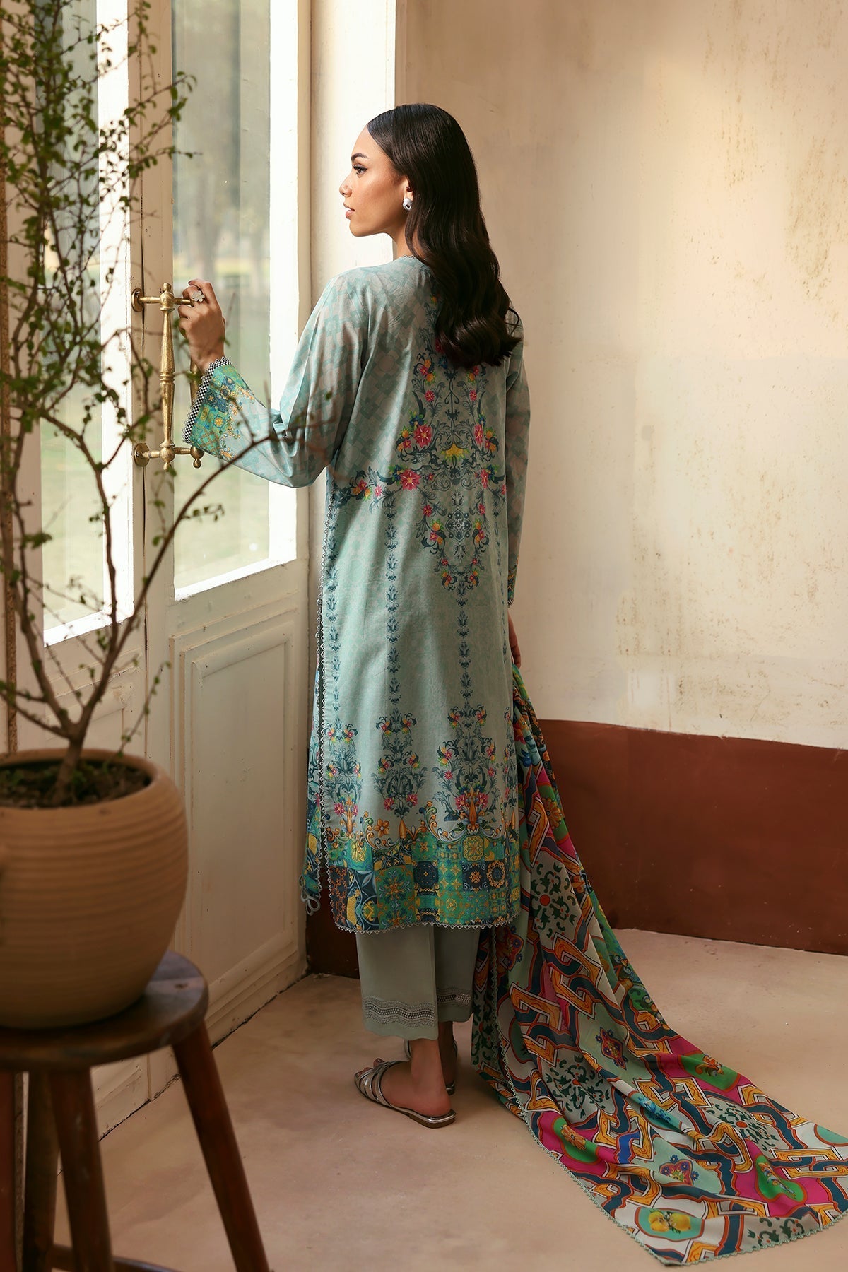 Sahar | Selene 25 | Verdant Sicilia S Aqua Lawn