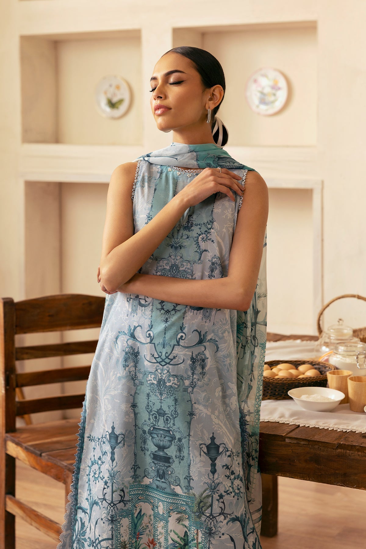 Sahar | Selene 25 | Silver Mist M Gray Lawn
