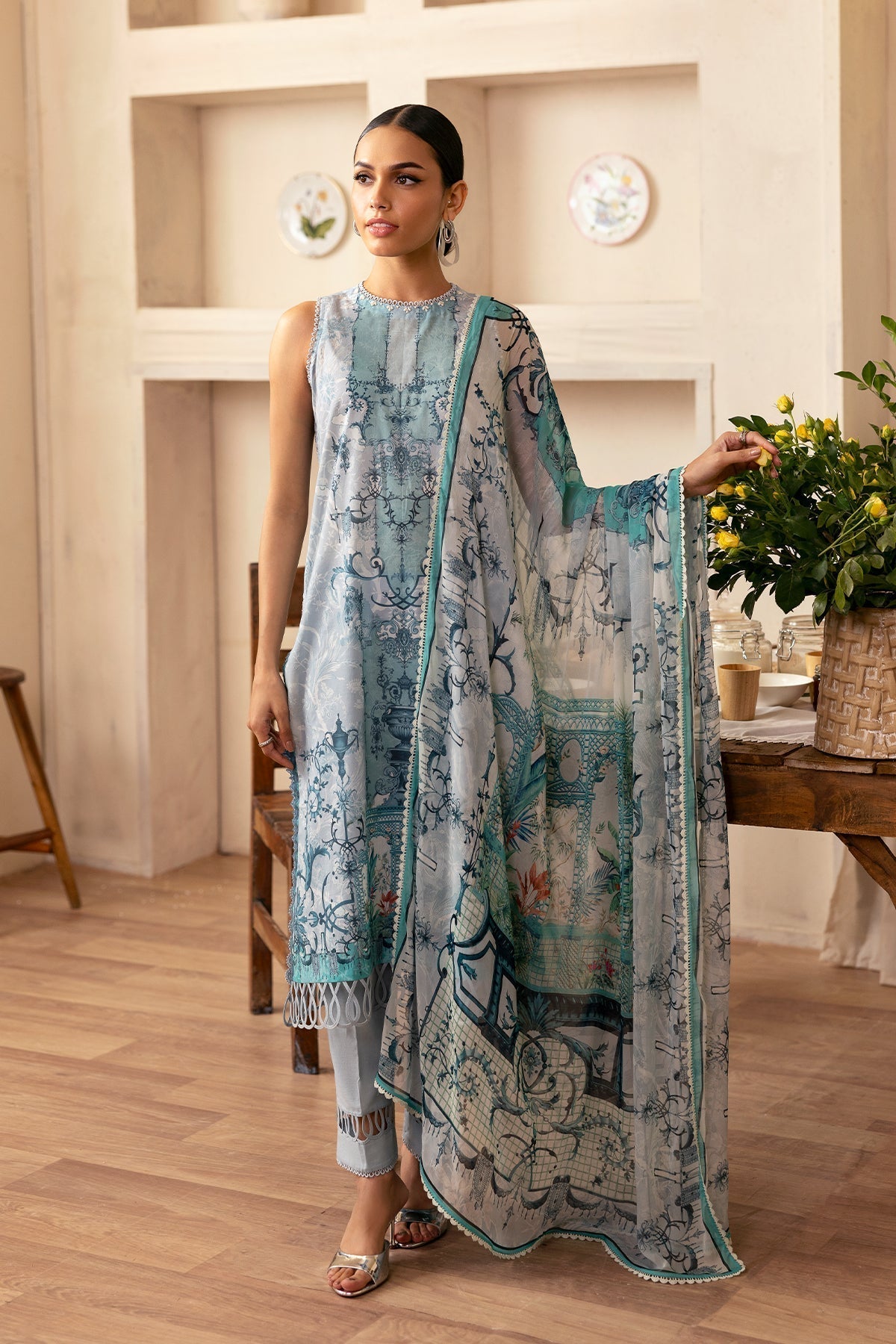 Sahar | Selene 25 | Silver Mist XS Gray Lawn