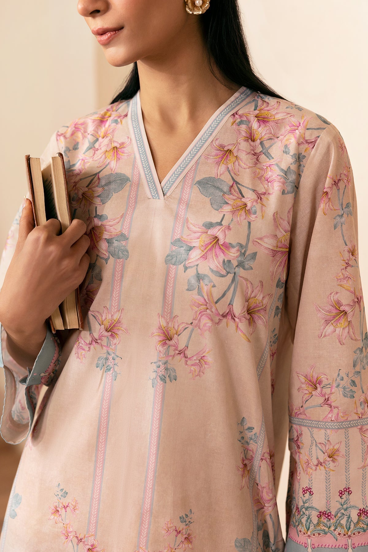 Sahar | Selene 25 | Ivory Blossom M Nude Pink Cambric