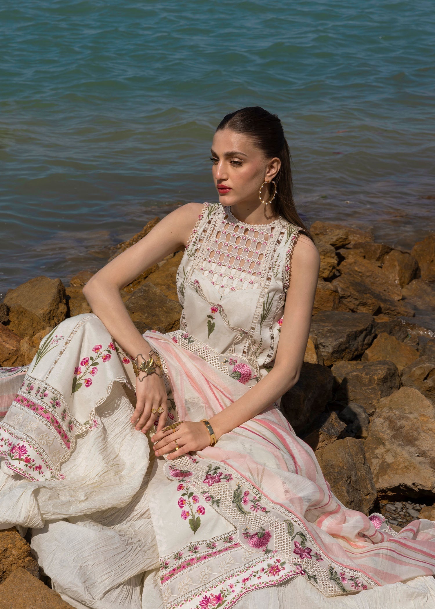 Crimson | Floe by Crimson | Once Upon A Flower - D9 B XL Off White Lawn