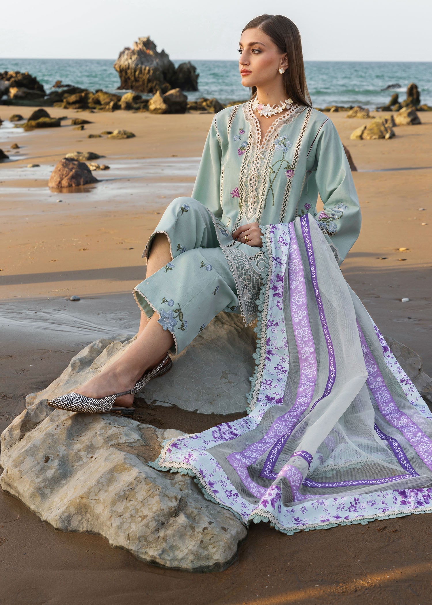 Crimson | Floe by Crimson | Floral Crush - D6 A XL Ice Blue Lawn