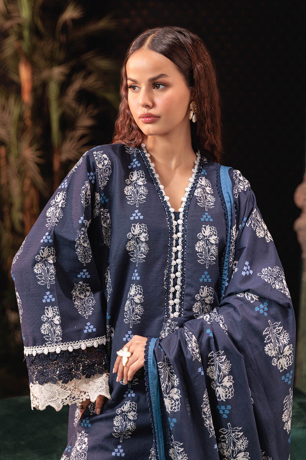 Bonanza Satrangi | Midnight Leaf 3 Pc (2W24P3P273)