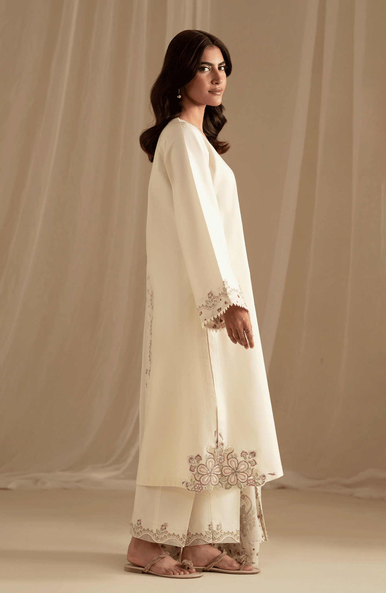 Seran | Luxury Pret | AVIRA - 3 pc - Pakistani Designer Dress - by Seran - Type : Ladies Clothes - 100% Original at Saira Sultan