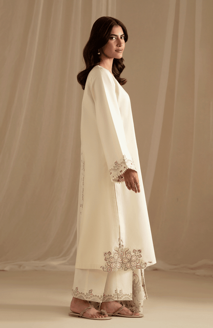 Seran | Luxury Pret | AVIRA - 3 pc - Pakistani Designer Dress - by Seran - Type : Ladies Clothes - 100% Original at Saira Sultan