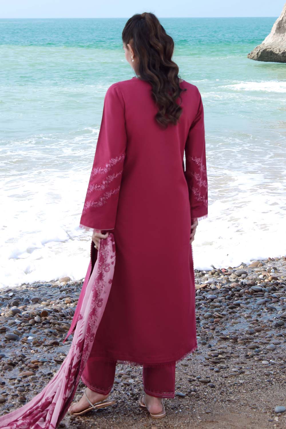 Seran | Afsanah Lawn 25 | ZURI S Maroon Lawn