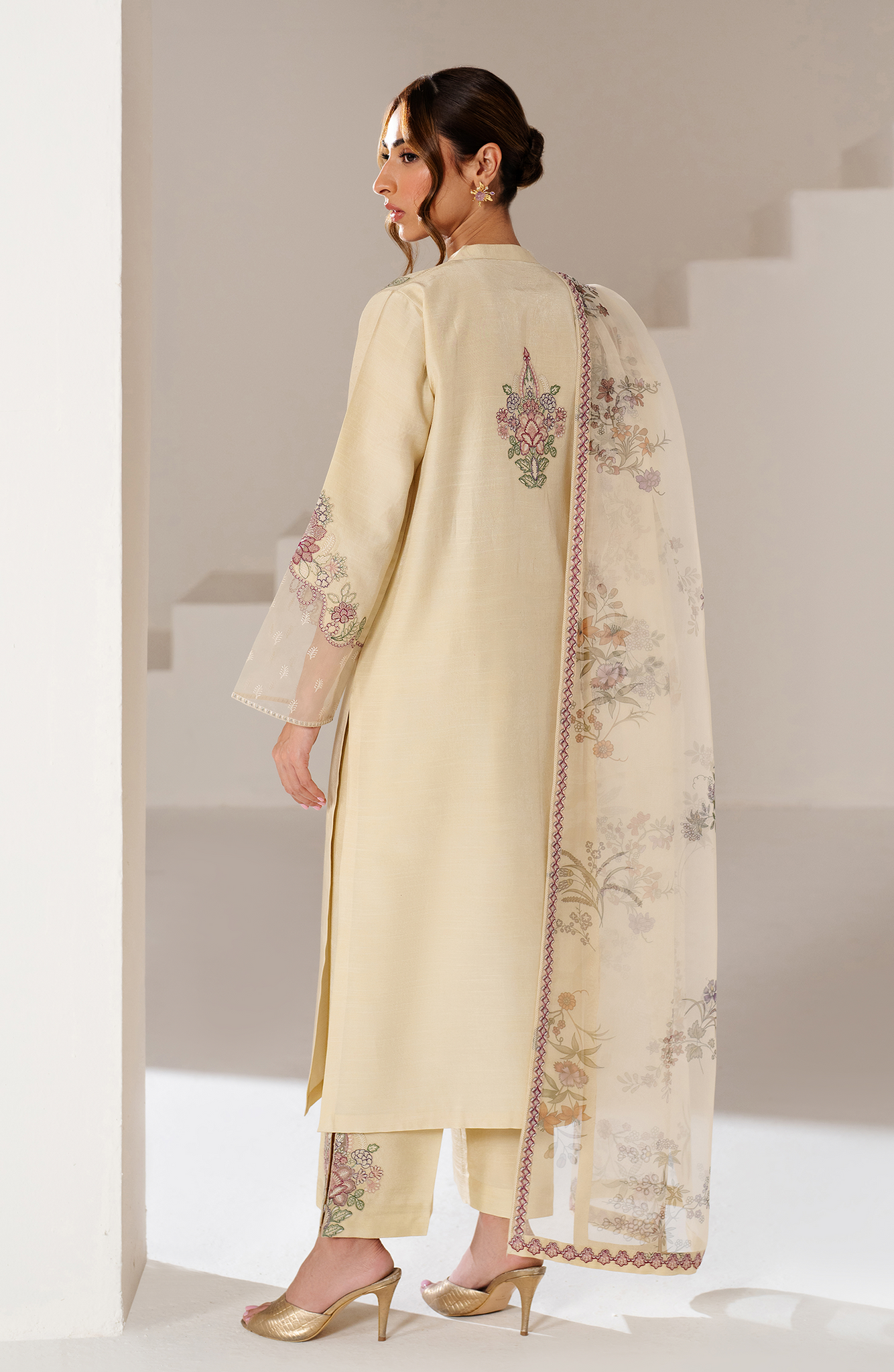 Seran | Eid Luxe Pret 25 | LENCI S Ivory Raw Silk