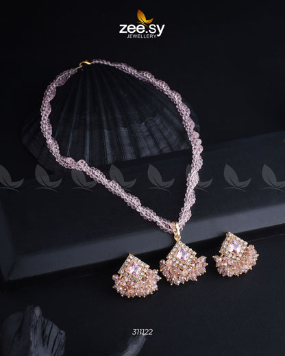 Pendant Necklace Pink