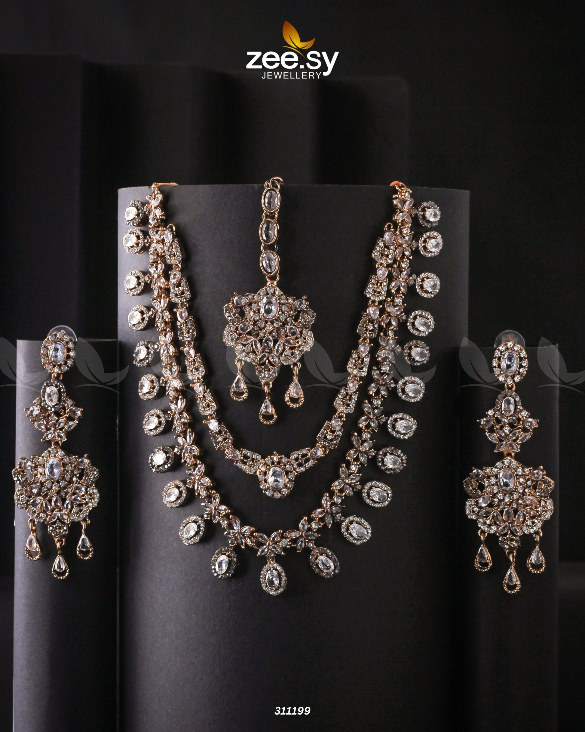 Zarqa Necklace White