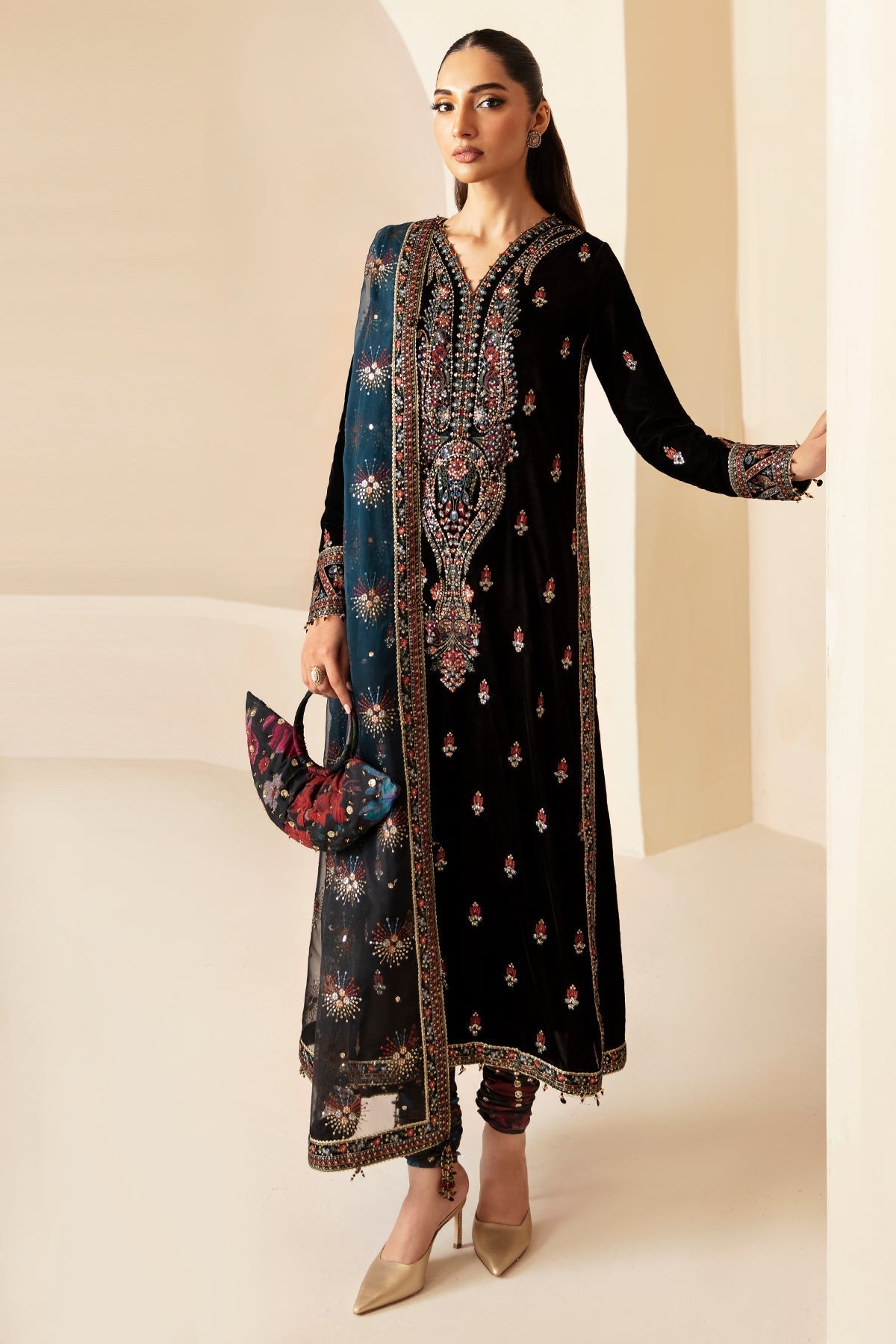 Jazmin | Velvet Edit 24 | Velvet Formal VF-2028 M