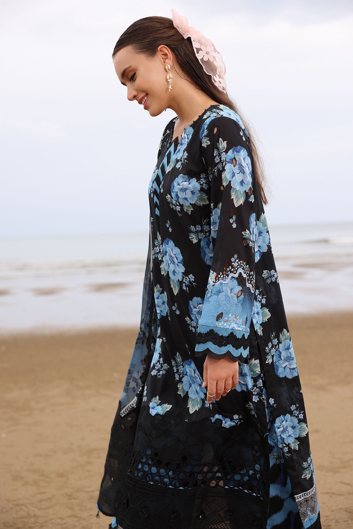Nureh | Gardenia Embroidered Lawn 25 | NSG-171 Custom Size Black Lawn