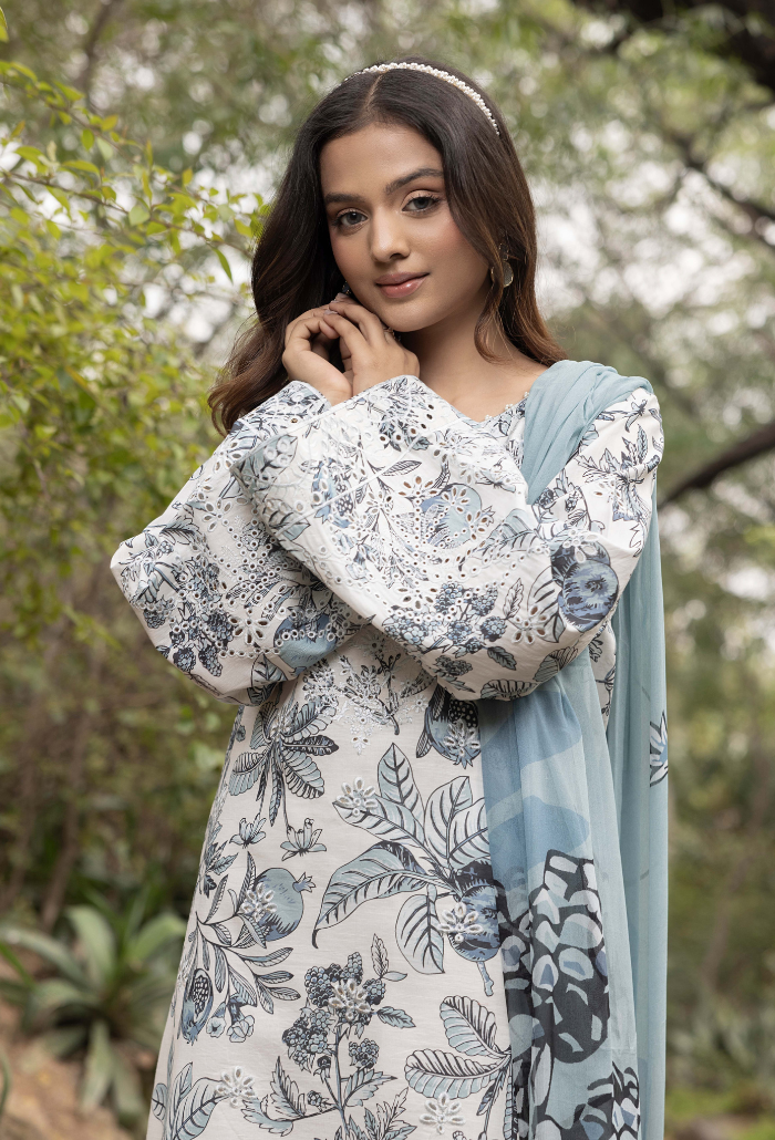 Humdum | Eden Garden 25 | Eden Garden - D09 L White Lawn