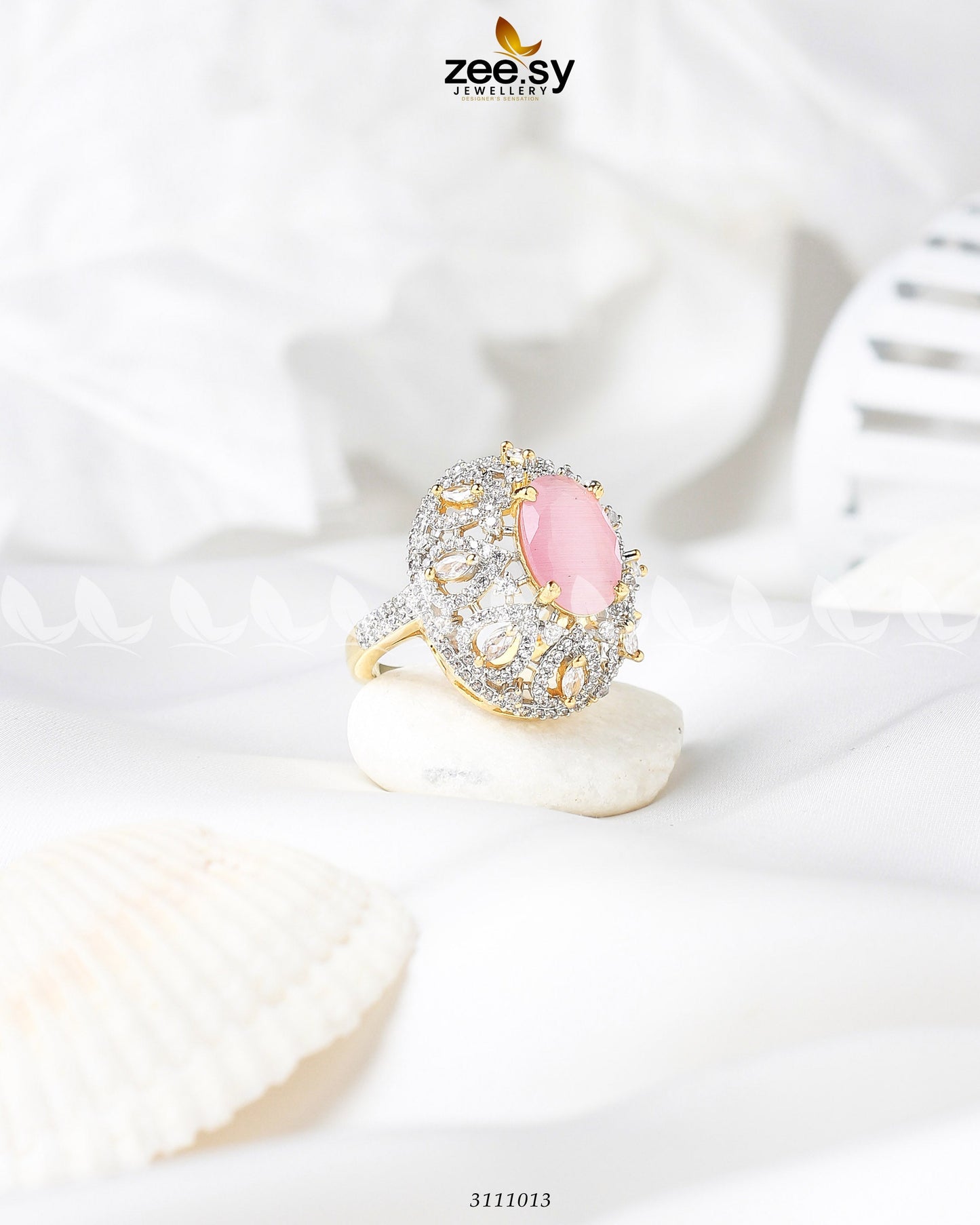 Kohinoor Ring Golden Mint Pink