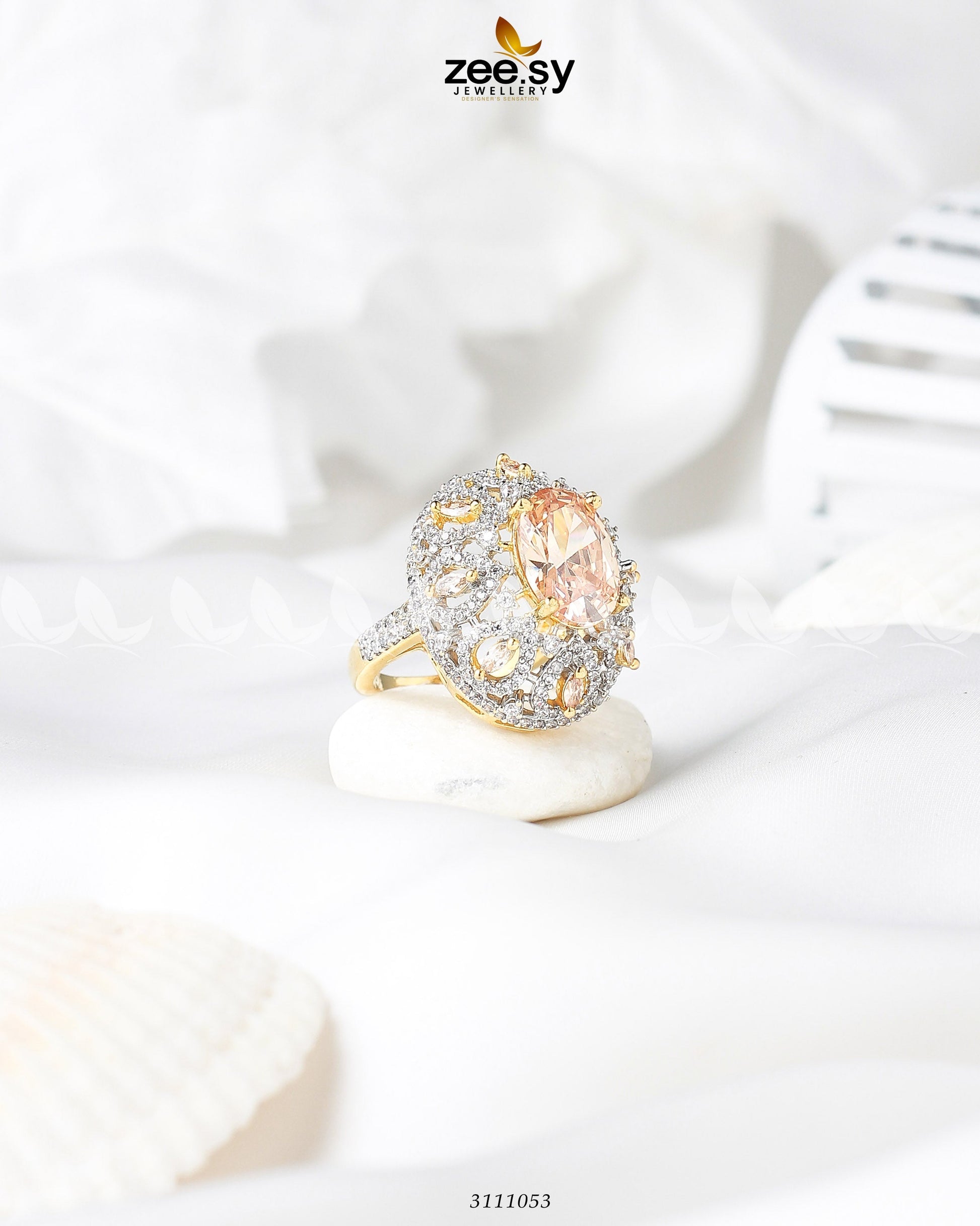 Kohinoor Ring Golden Champagne