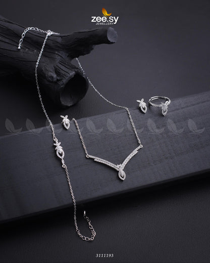 Siskin Pendant Silver