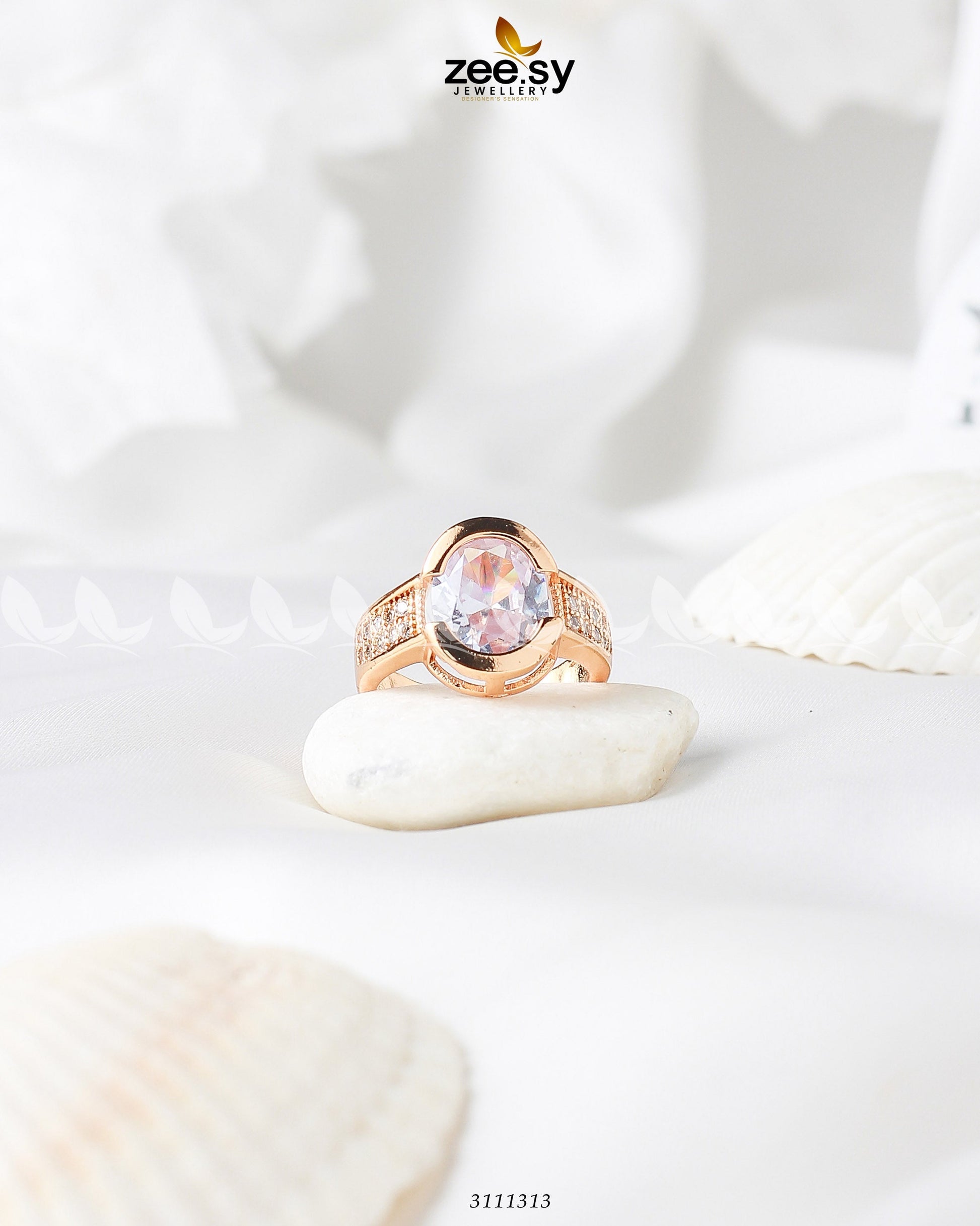 Amethyst Ring White 18