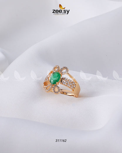 Starlit Ring Green