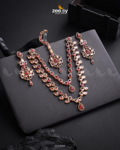 Urwa Hocane Necklace Set Golden Ruby