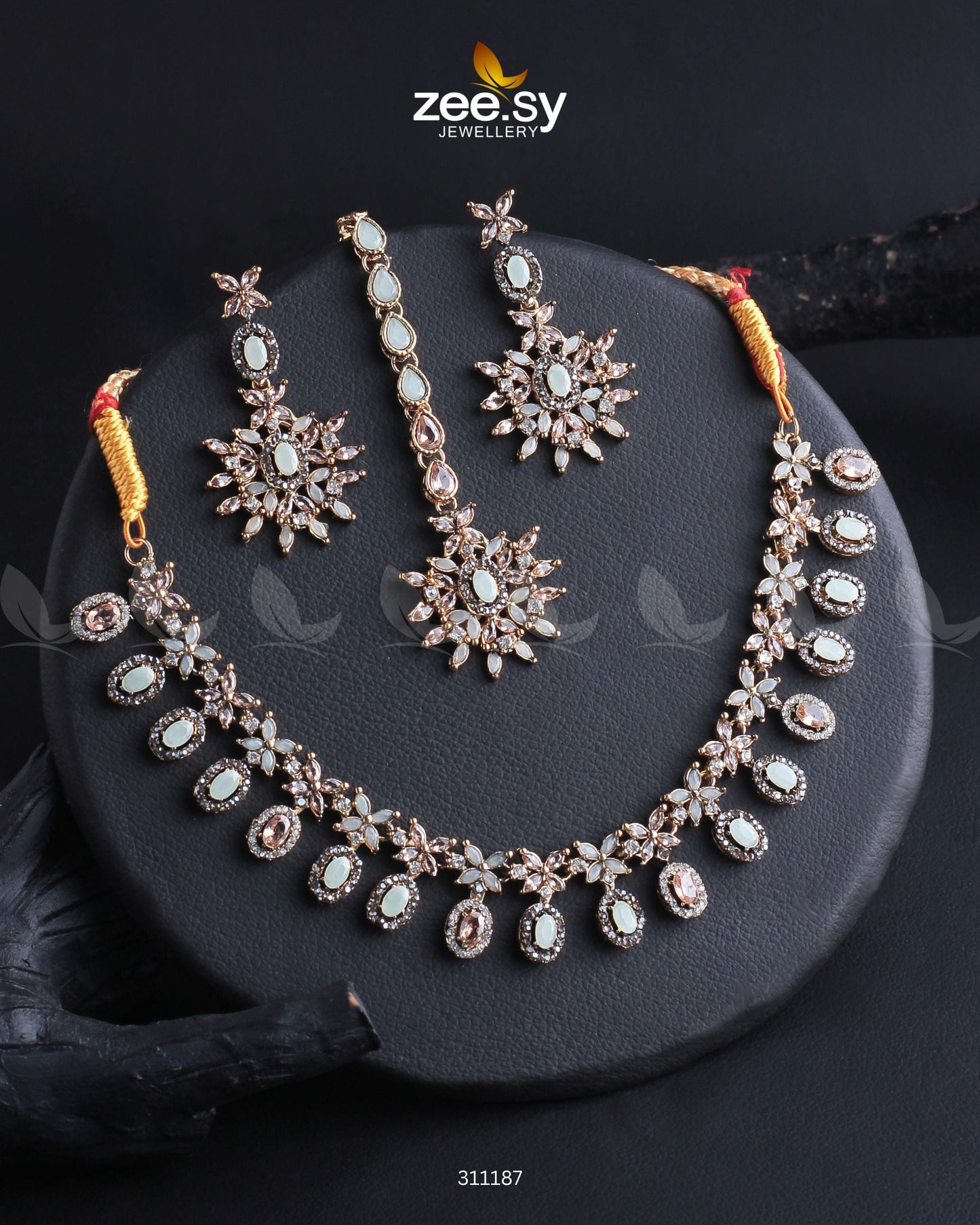 Solara Necklace Set Mint Green