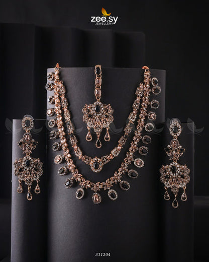Zarqa Necklace Champagne & Black