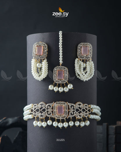 Marasim Choker Necklace Mint pink