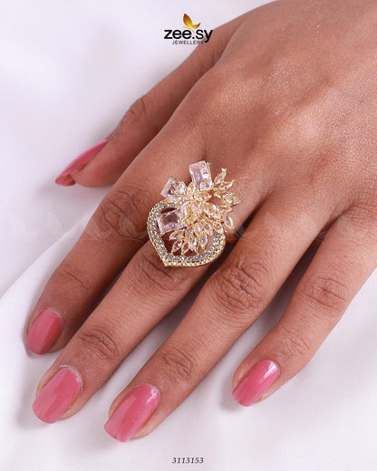 Hoya Rings Golden White