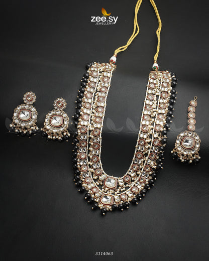 Acacia Malla Necklace Set Black