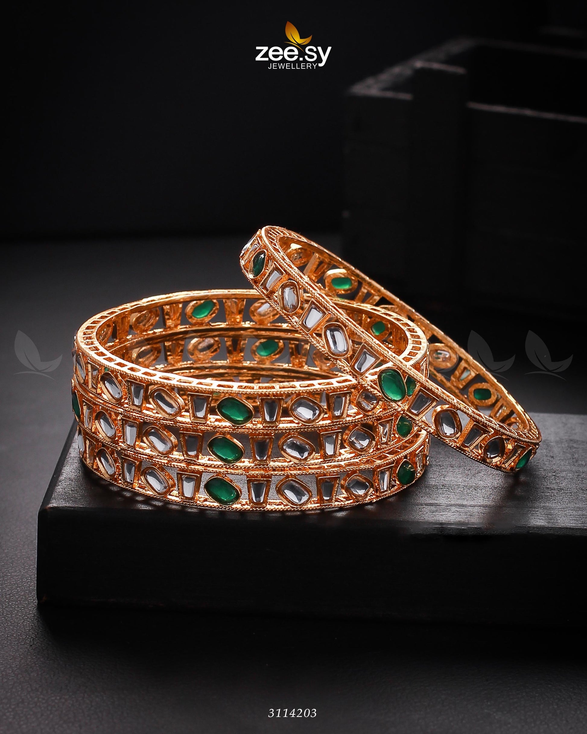 Rihanna Bangles Green 2*10