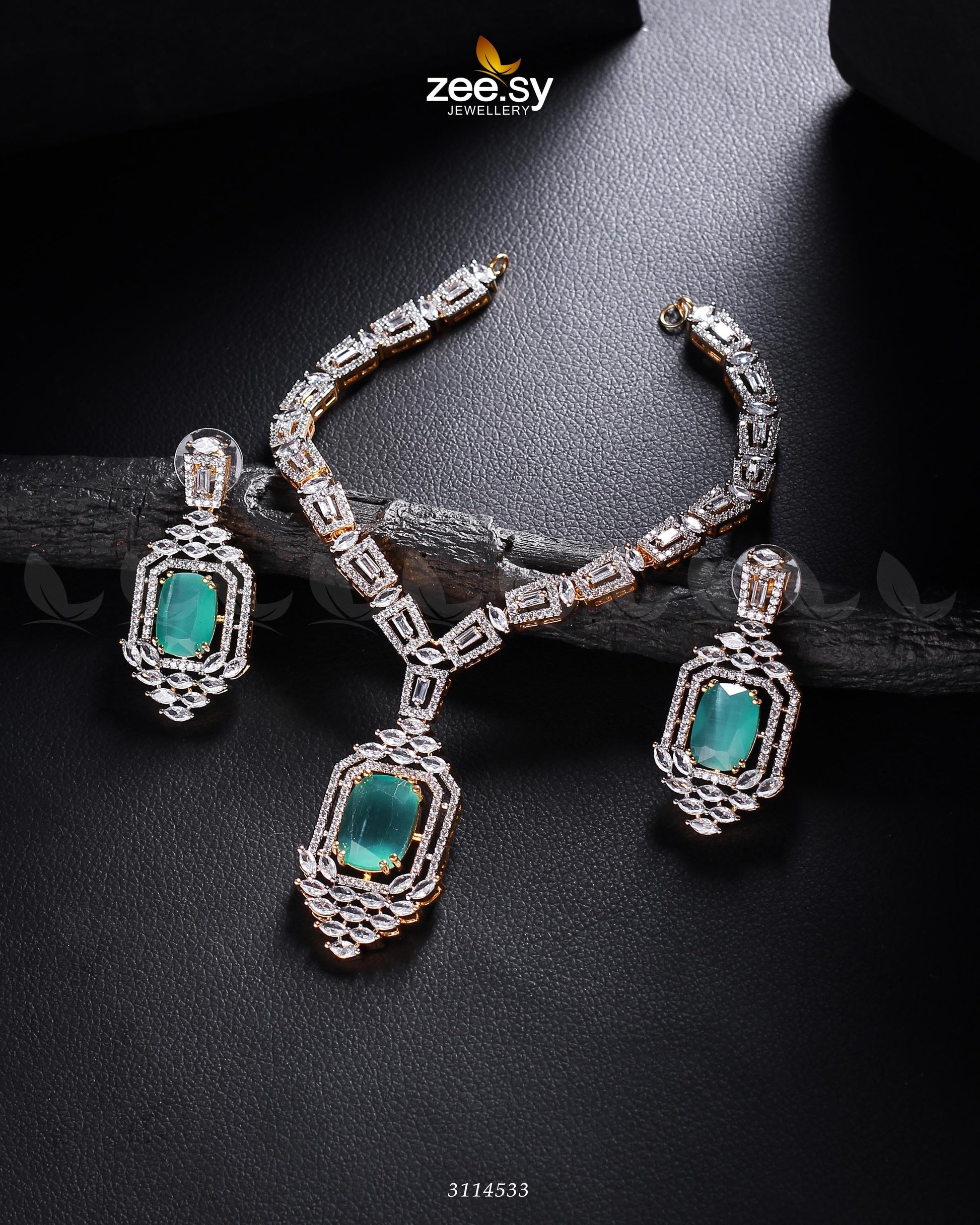 Sharmeen Necklace Set Golden Mint Green