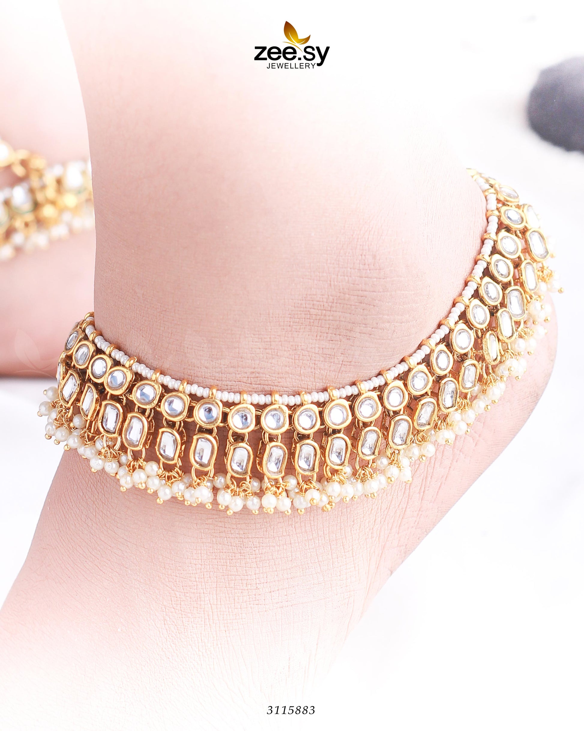 Oliena Anklets Golden White