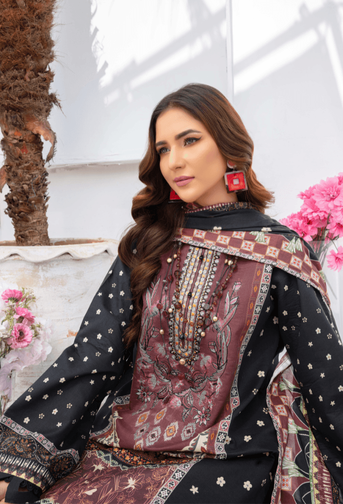 Humdum | Saira Bano Lawn 24 | D09 - Pakistani Designer Dress - by HumDum | Type: Casuals - 100% Original at Saira Sultan