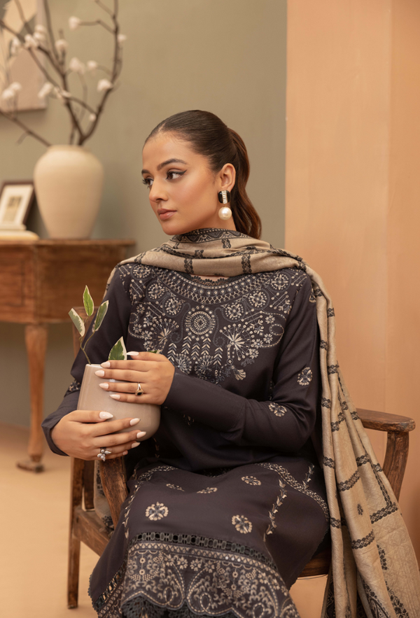 Humdum I Carvan26 I Carvan-D07 - Pakistani Designer Dress - by Humdum - Type : Ladies Clothes - 100% Original at Saira Sultan