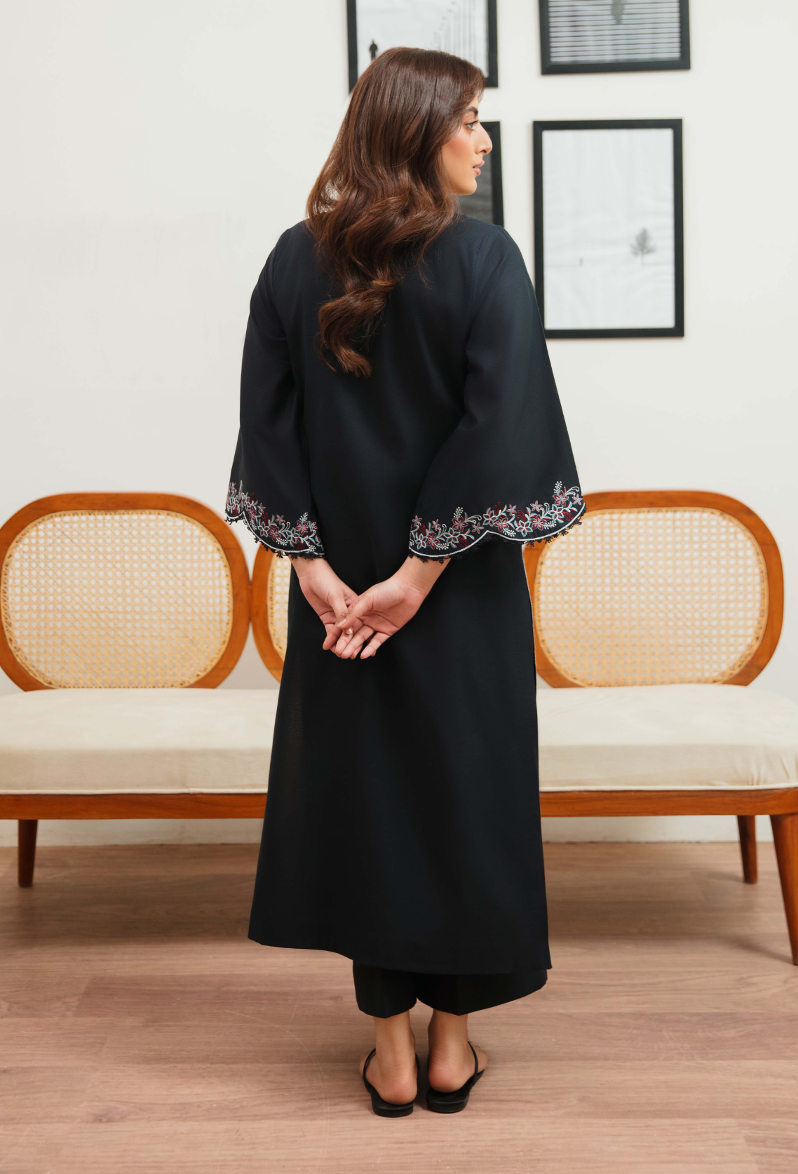 Humdum | Ayra Ready to wear | Ayra - D07 S Black Lawn