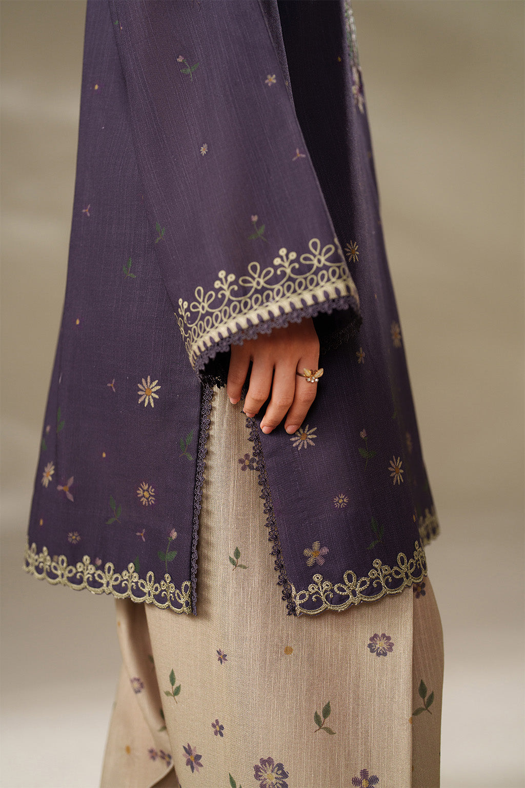 Iznik | Winter Chapter 25 | UE-568 Printed Khaddar by Iznik - Designer Dress - Type : Ladies Clothes - Available at Saira Sultan - 100% Original 