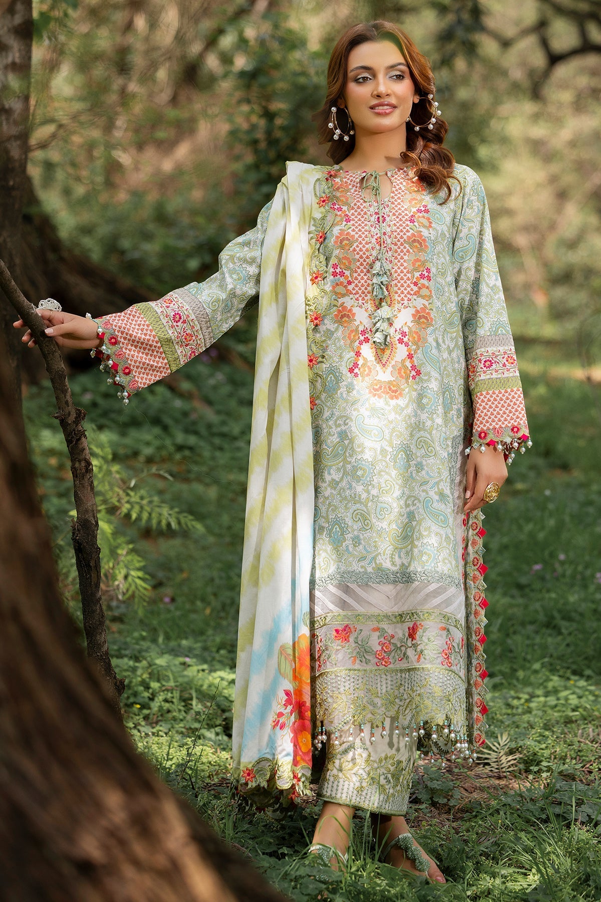 Charizma | Range Collection | CRN5-03 XS Sea Green Lawn