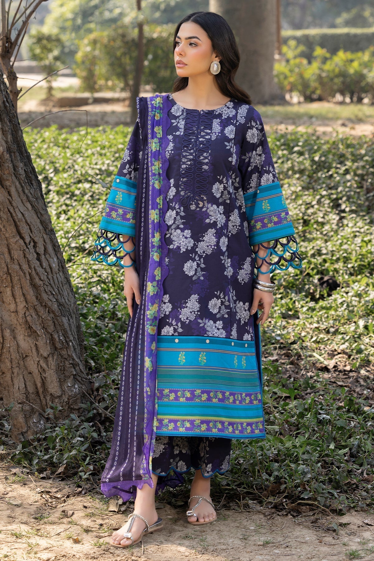 Charizma | C prints Lawn |CP5-15 XS Navy Lawn