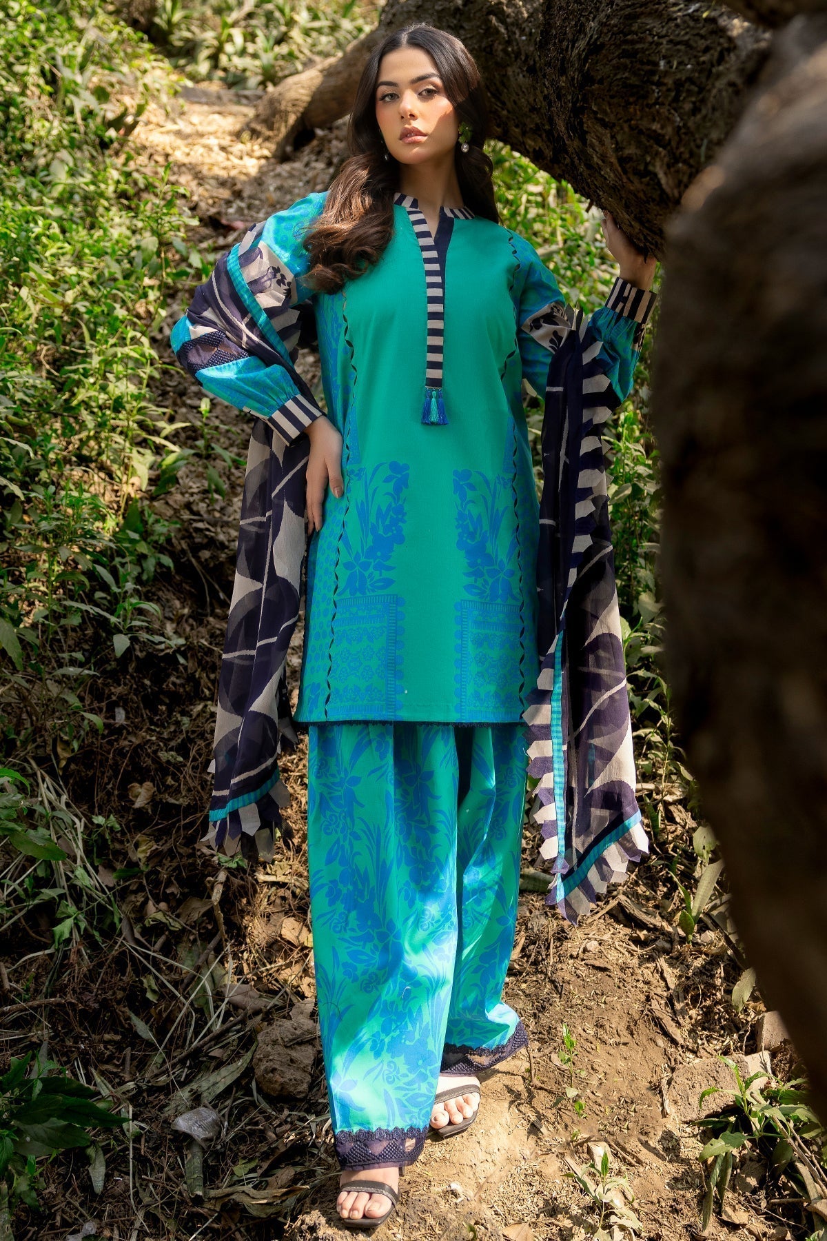 Charizma | C prints Lawn | CP5-17 XS Bright Teal Lawn