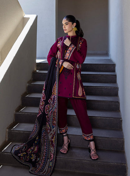Zainab Chottani | Tahra Lawn 25 | Mahay XS Berry Lawn