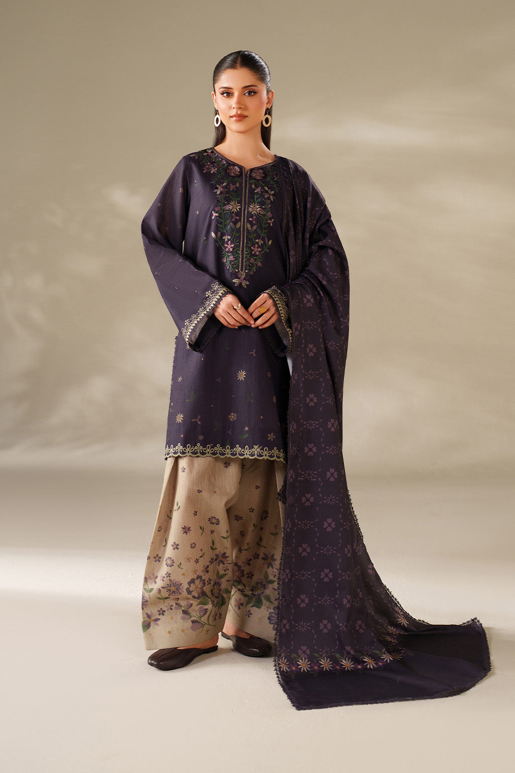 Iznik | Winter Chapter 25 | UE-568 Printed Khaddar by Iznik - Designer Dress - Type : Ladies Clothes - Available at Saira Sultan - 100% Original 