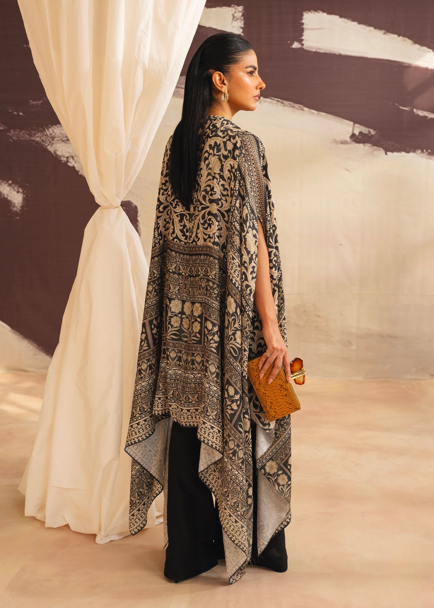 Mahgul | Eye of Cemal | Evening Eyes S Black Korean Raw Silk