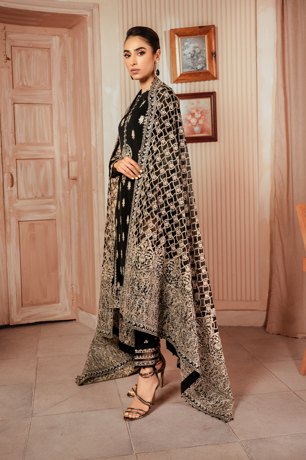 Iznik | Chiffon Kari | ICK-03 Embroidered Chiffon - Pakistani Designer Dress - by Iznik | Type: Formal - 100% Original at Saira Sultan